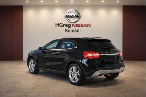 Night Black 2018 Mercedes-Benz GLA 250 Base