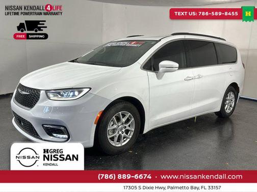 2022 Chrysler Pacifica Touring L