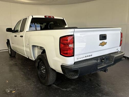Summit White 2019 Chevrolet Silverado 1500 WT