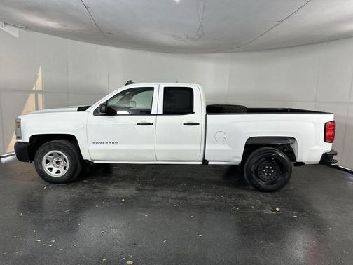 Summit White 2019 Chevrolet Silverado 1500 WT