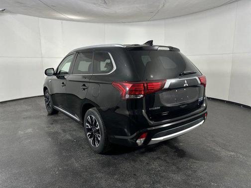 2018 Mitsubishi Outlander PHEV SEL
