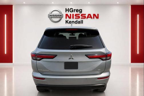 Silver 2023 Mitsubishi Outlander