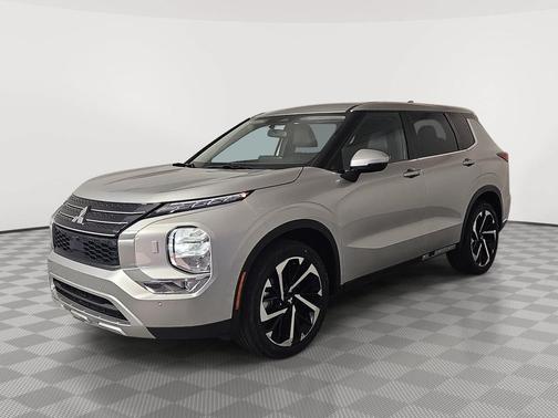 Alloy Silver Metallic 2023 Mitsubishi Outlander SE S-AWC
