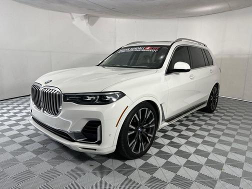 Alpine White 2021 BMW X7 xDrive40i