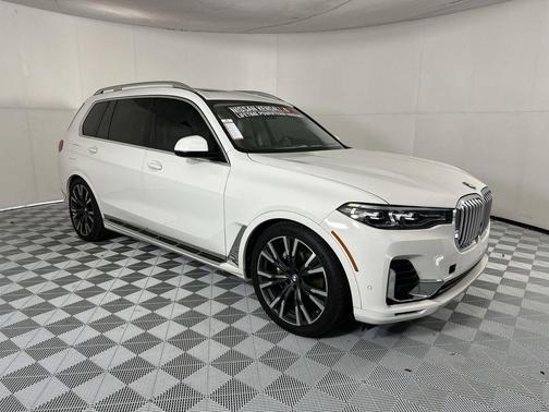 Alpine White 2021 BMW X7 xDrive40i