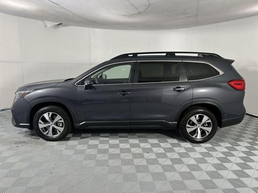 Magnetite Gray Metallic 2023 Subaru Ascent Premium 8-Passenger