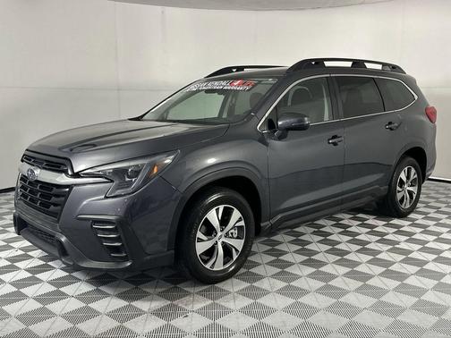 Magnetite Gray Metallic 2023 Subaru Ascent Premium 8-Passenger