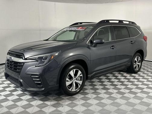 Magnetite Gray Metallic 2023 Subaru Ascent Premium 8-Passenger