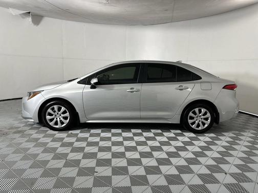 Classic Silver Metallic 2024 Toyota Corolla LE