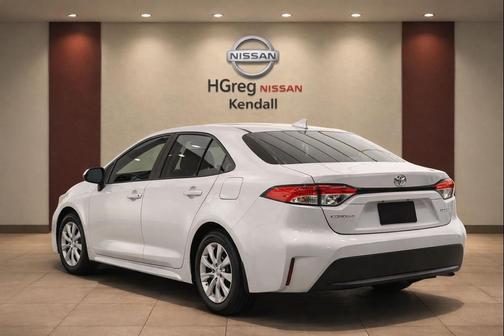 Classic Silver Metallic 2024 Toyota Corolla LE