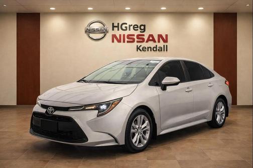 Classic Silver Metallic 2024 Toyota Corolla LE