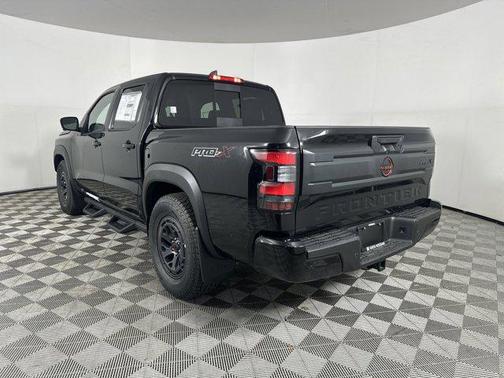 2025 Nissan Frontier PRO-X