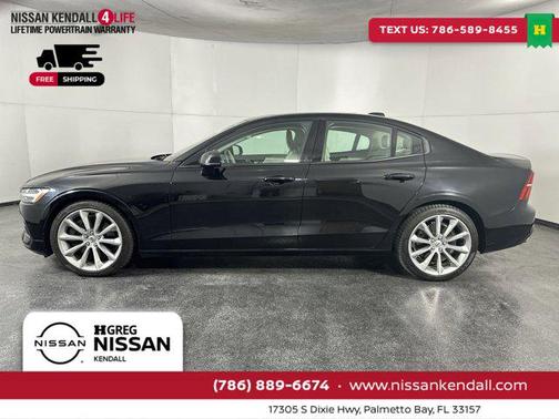 2020 Volvo S60 T6 Momentum