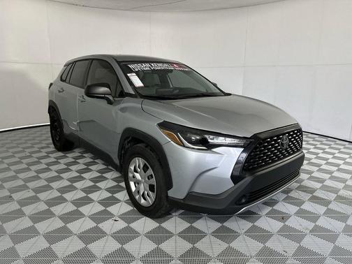 Sonic Silver 2023 Toyota Corolla Cross L