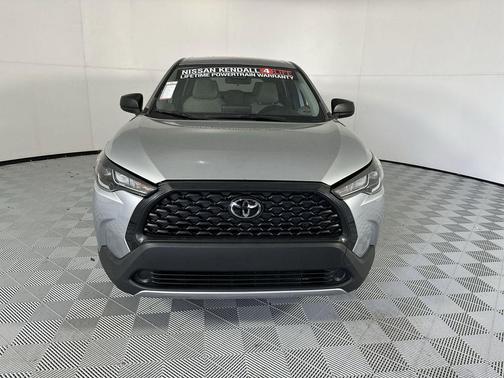 Sonic Silver 2023 Toyota Corolla Cross L