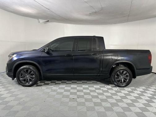 Crystal Black Pearl 2025 Honda Ridgeline Sport