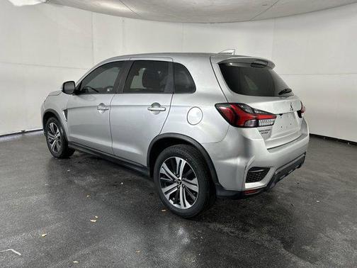 2020 Mitsubishi Outlander Sport SE