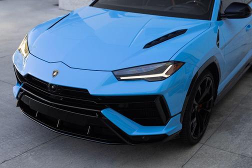 Blu Cepheus Metallic 2024 Lamborghini Urus S