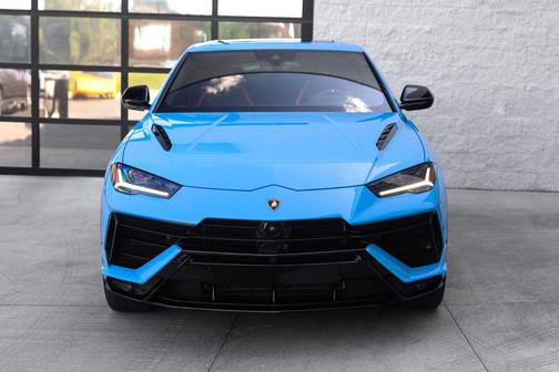 Blu Cepheus Metallic 2024 Lamborghini Urus S