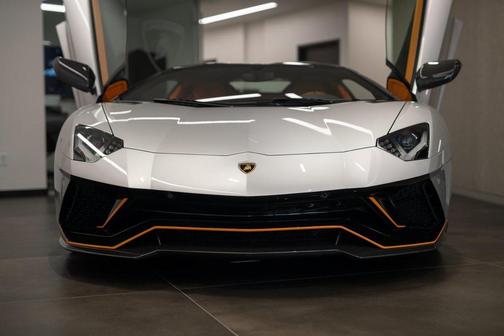 2022 Lamborghini Aventador SVJ LP 780-4 Ultimae