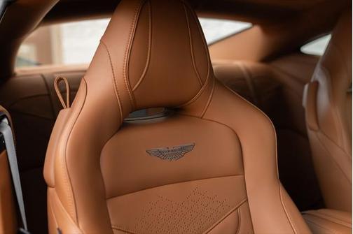2023 Aston Martin DBS Base