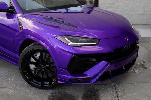 2024 Lamborghini Urus S