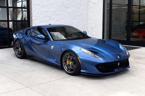 2018 Ferrari 812 Superfast Base
