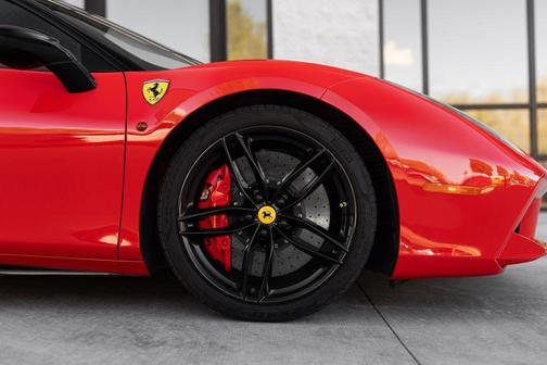 Rosso Corsa 2017 Ferrari 488 GTB