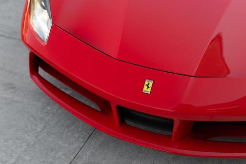 Rosso Corsa 2017 Ferrari 488 GTB