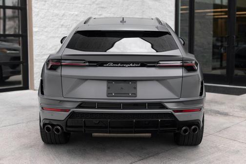 2024 Lamborghini Urus S