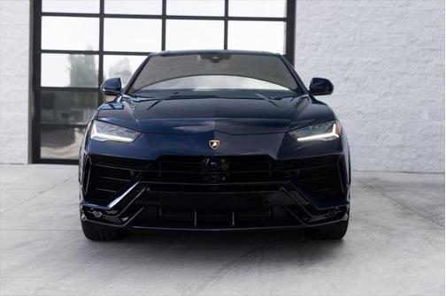 2024 Lamborghini Urus Performante