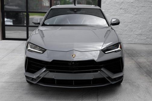 2024 Lamborghini Urus S