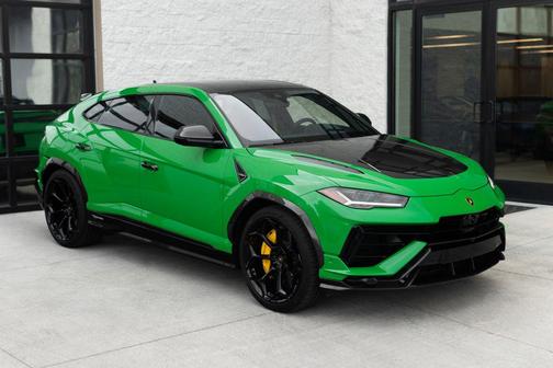 Verde Viper 2024 Lamborghini Urus Performante