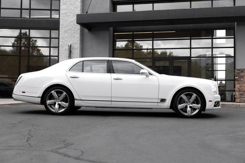Glacier White 2020 Bentley Mulsanne Speed