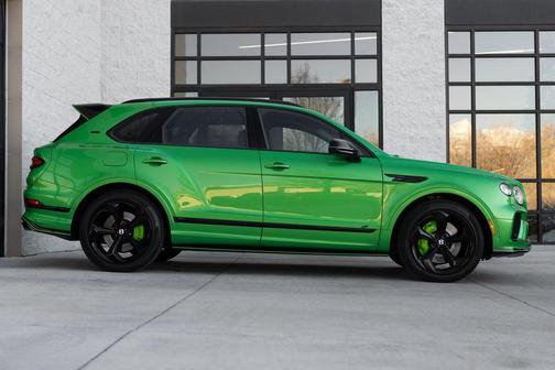 2025 Bentley Bentayga S Black Edition