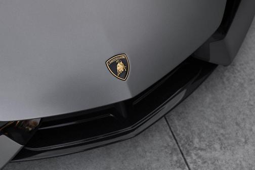 Grigio Titans Matt 2025 Lamborghini Revuelto