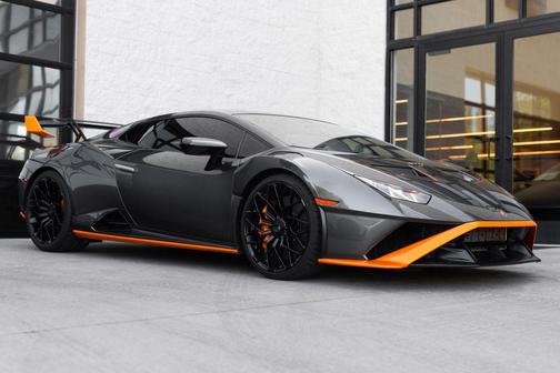 Grigio Lynx Metallic 2023 Lamborghini Huracan STO Coupe