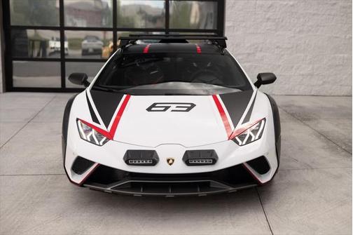 2024 Lamborghini Huracan Sterrato Base