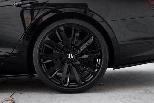 Black Crystal 2024 Bentley Flying Spur Speed