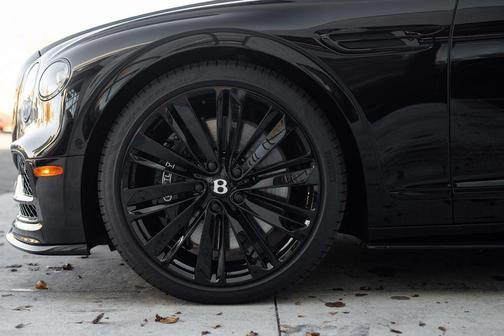 Black Crystal 2024 Bentley Flying Spur Speed