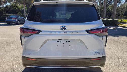 2024 Toyota Sienna Limited