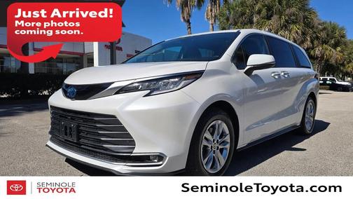 2024 Toyota Sienna Limited