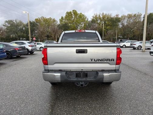 2017 Toyota Tundra SR5