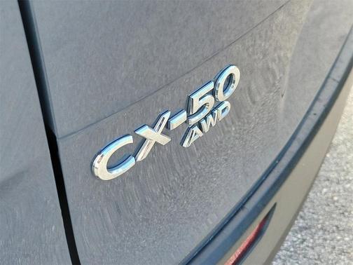 2024 Mazda CX-50 2.5 S Preferred Package
