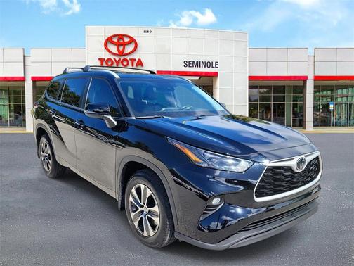 2024 Toyota Highlander XLE