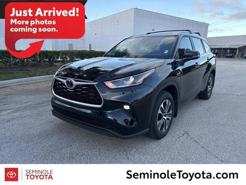2024 Toyota Highlander XLE