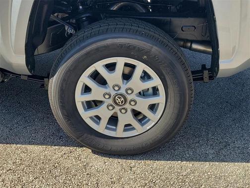 2025 Toyota Tacoma SR