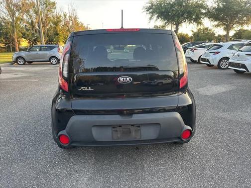 2016 Kia Soul Base