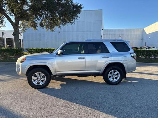 2016 Toyota 4Runner SR5