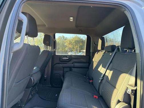 2024 Chevrolet Silverado 2500 Custom